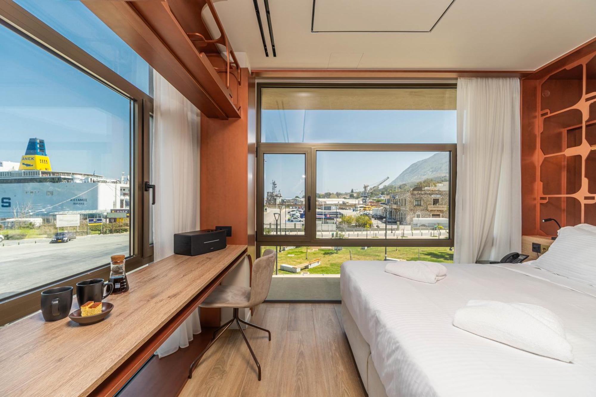 Oniros Residences Souda Bagian luar foto